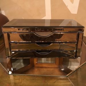 mirrored jewelry box